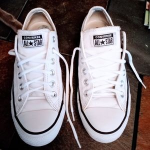 Chuck Taylor All Star Leather Sneakers